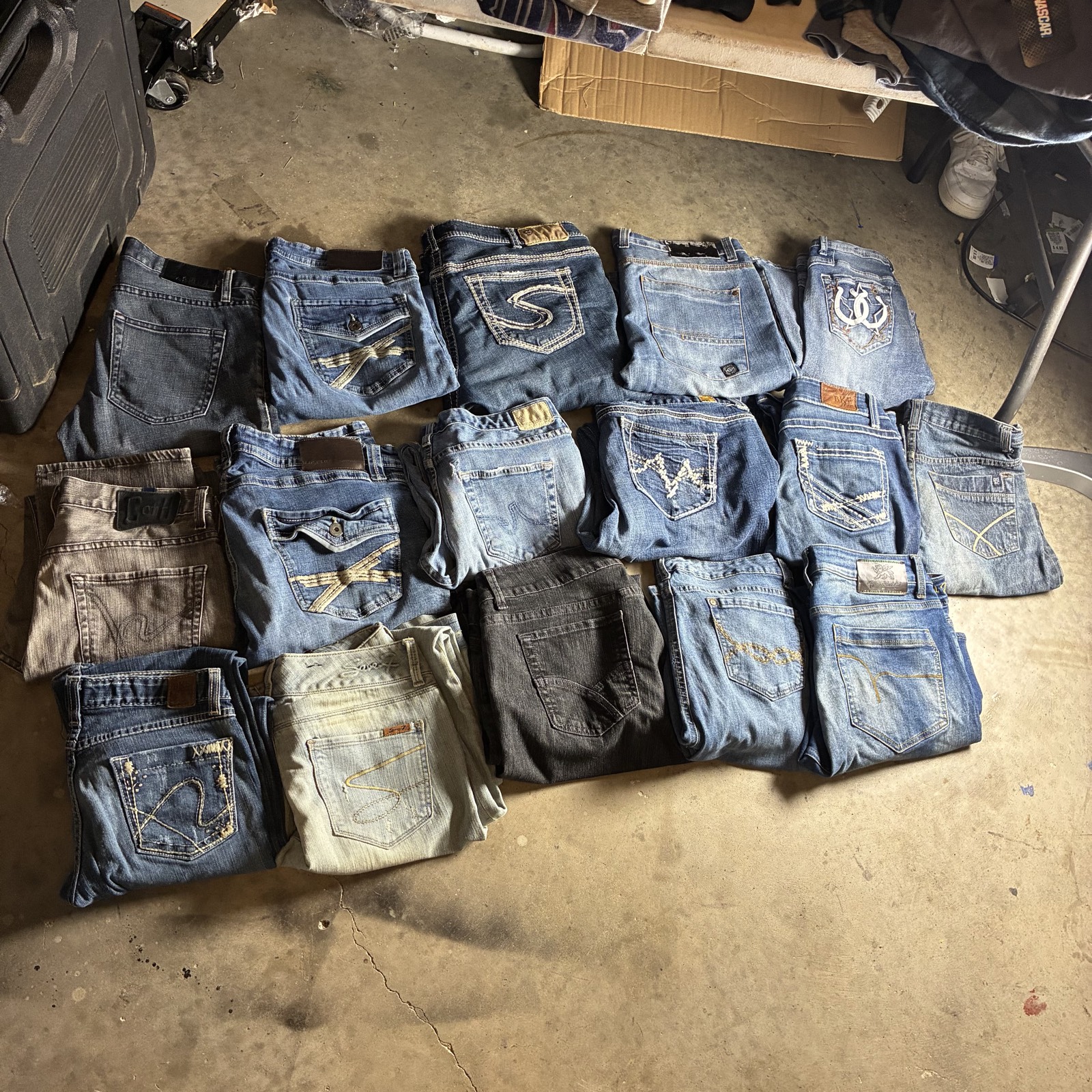Premium Y2K embroidered men’s/women’s mix jeans
