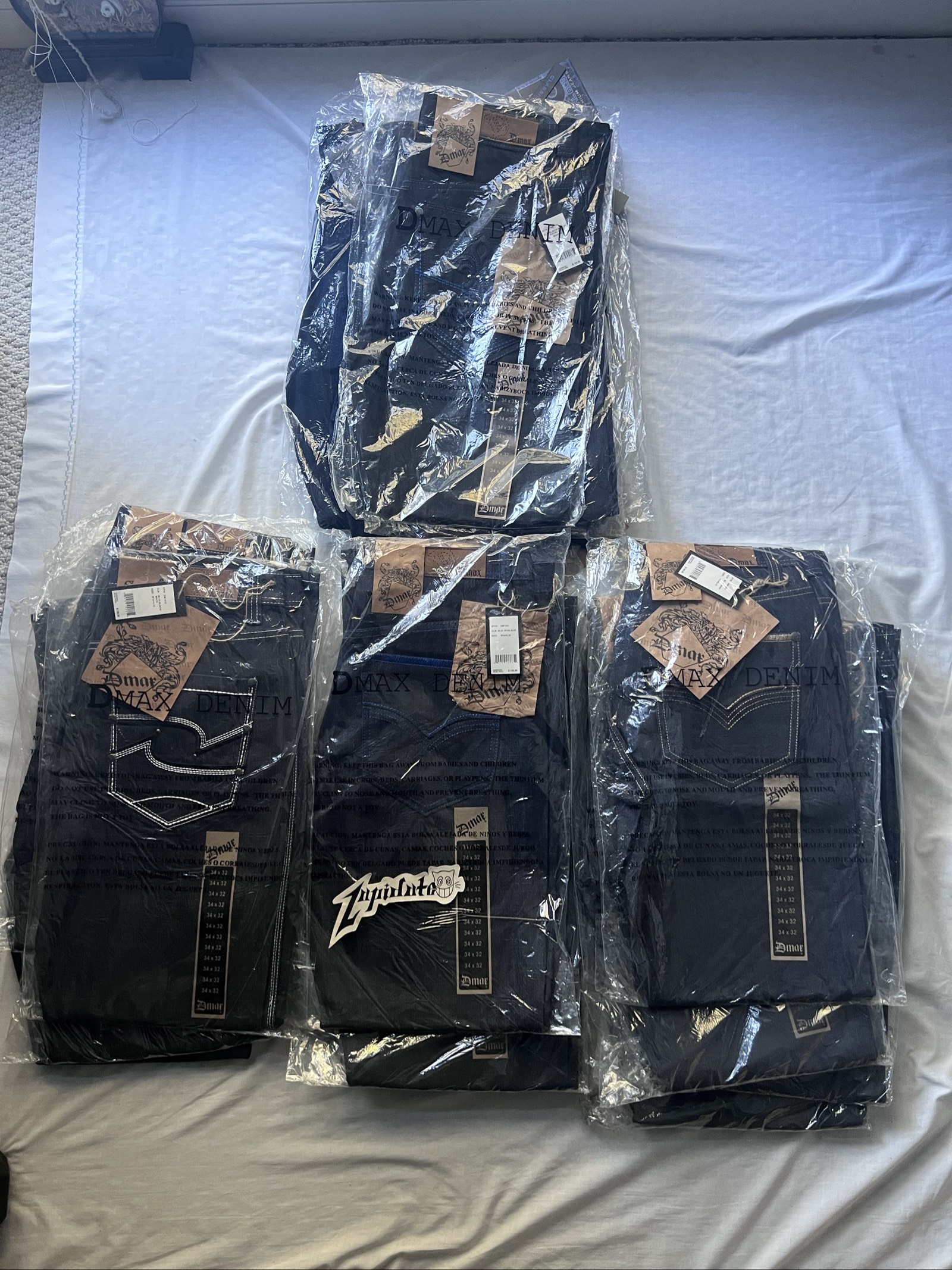 Deadstock Y2K baggy jeans