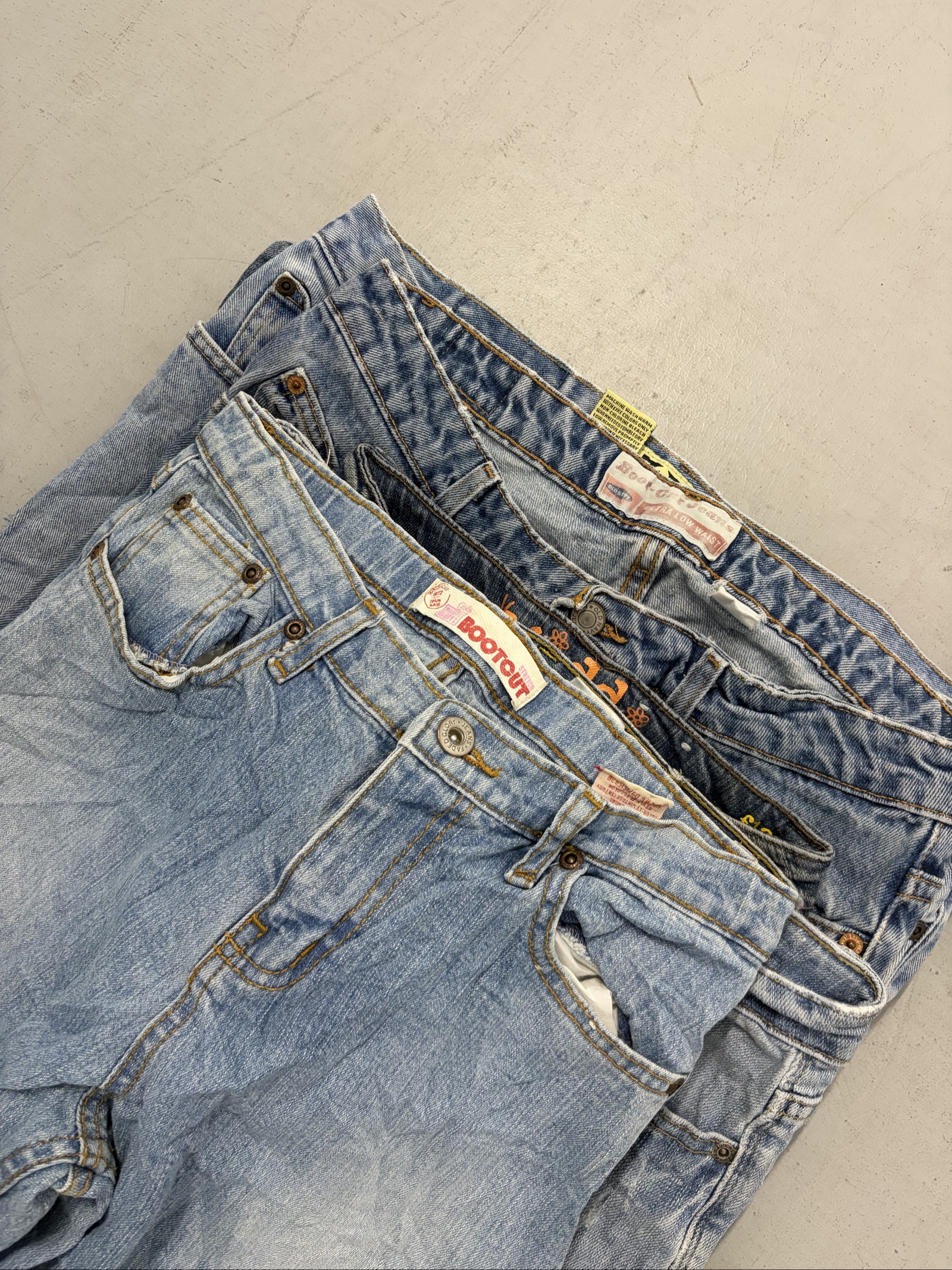 Y2K women’s baggy and bootcut low rise jeans insane quality