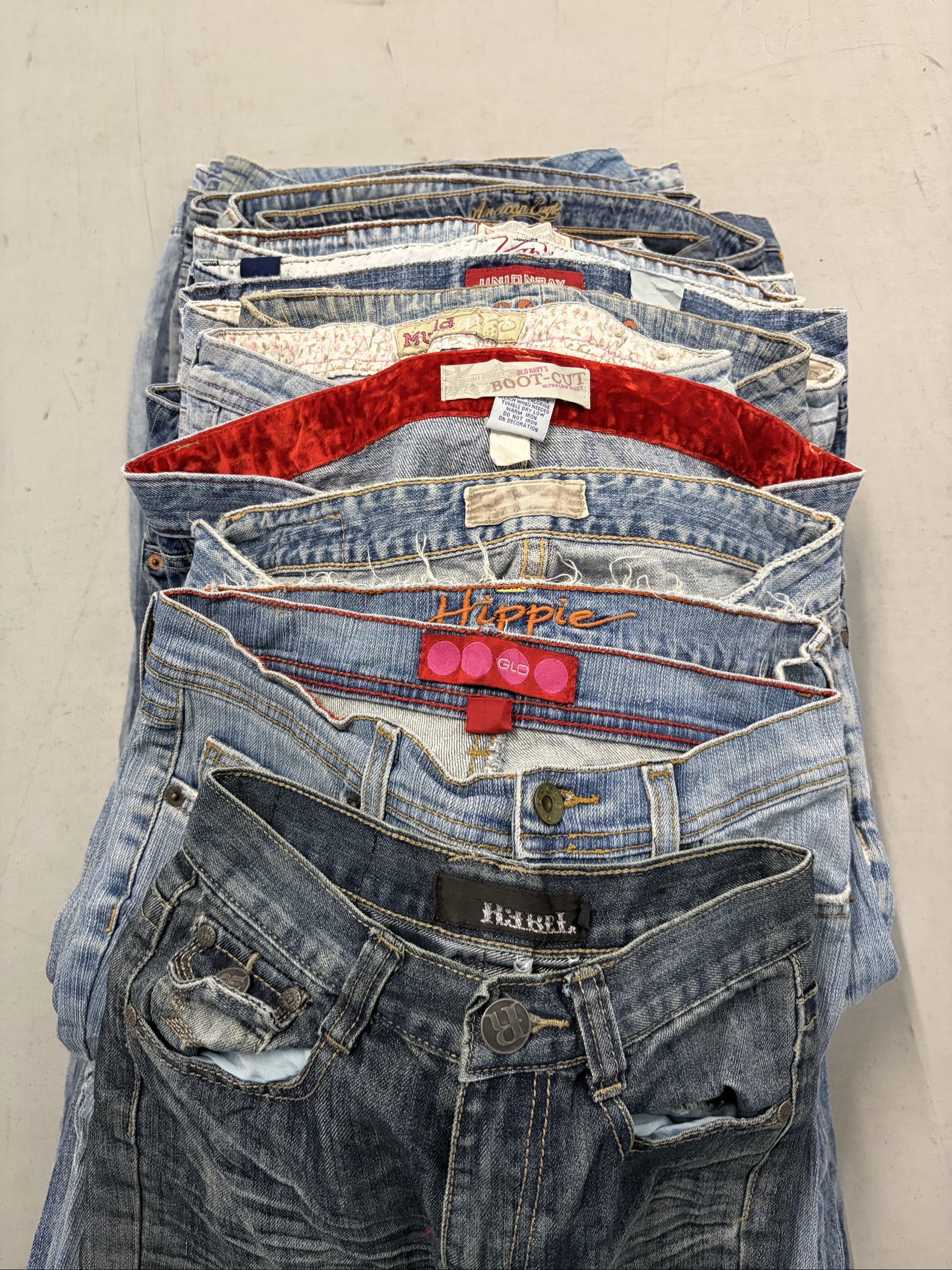 Women’s true Y2K low rise bootcut jeans