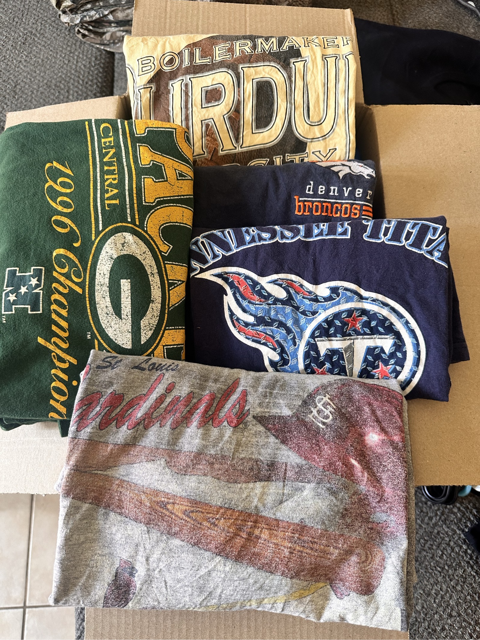 20 PIECE SPORTS BUNDLE BOX