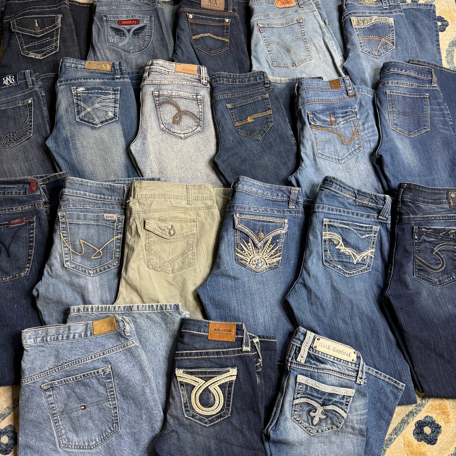 Women's Mixed Jeans