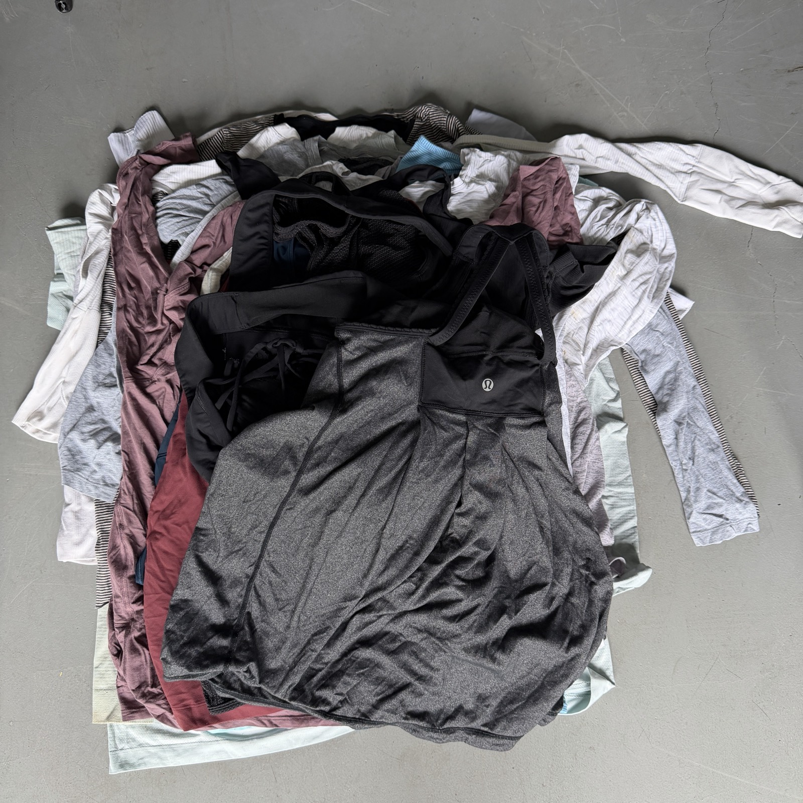 LULULEMON WHOLESALE LOT – 94 PIECES