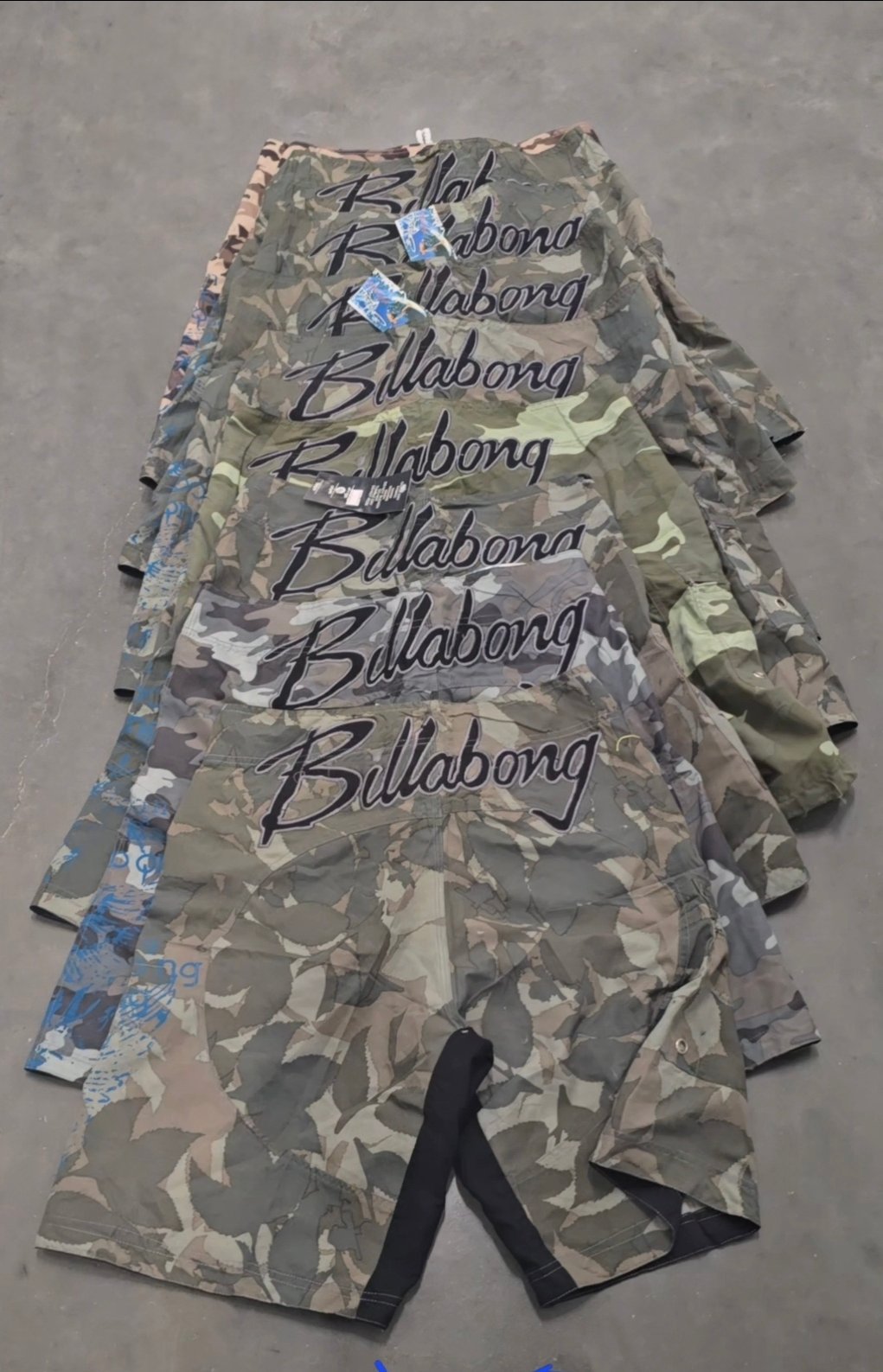 Vintage deadstock Taj burrows billabong/quicksilver board shorts