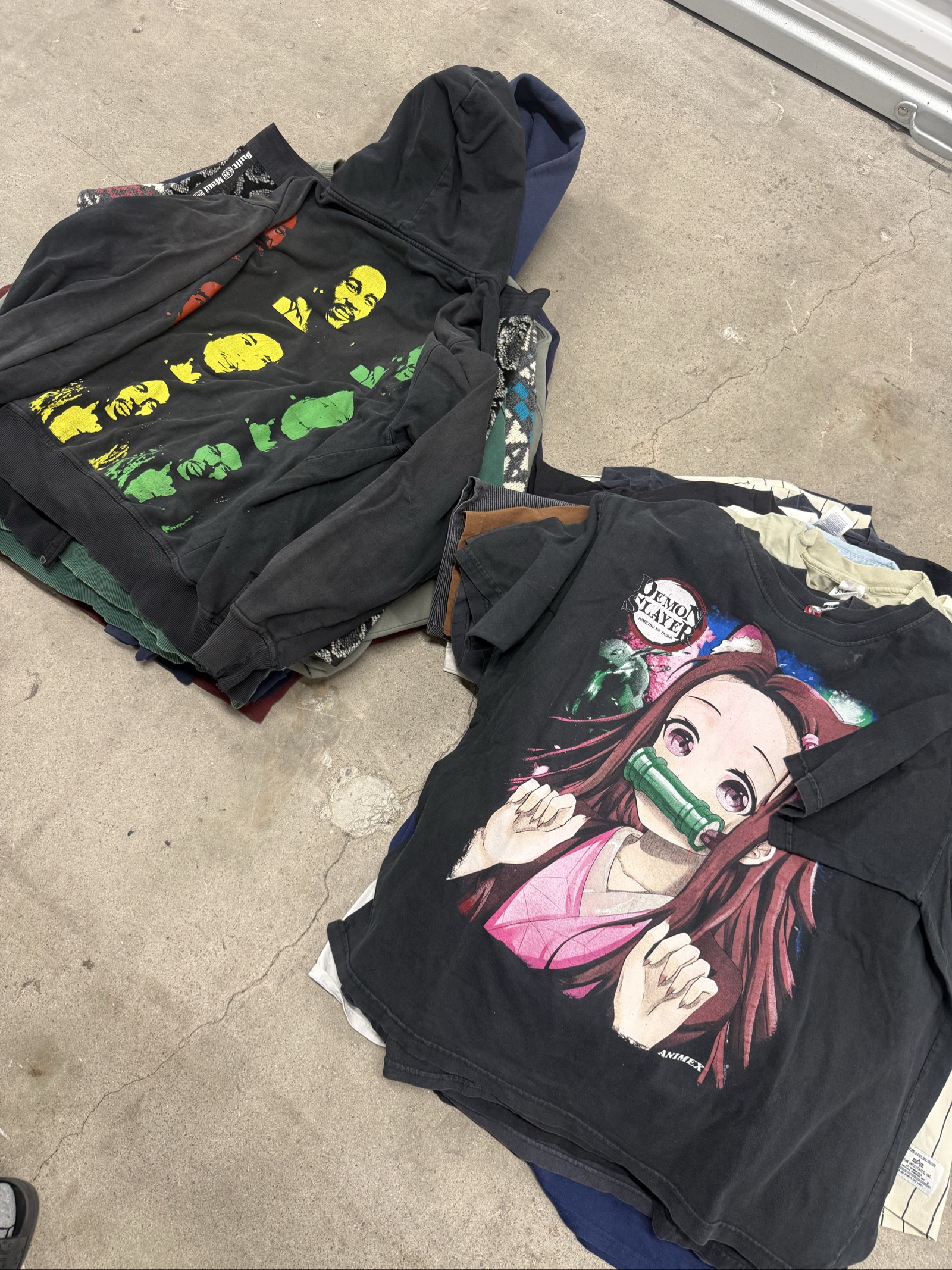 Vintage y2k men’s shirts hoodies