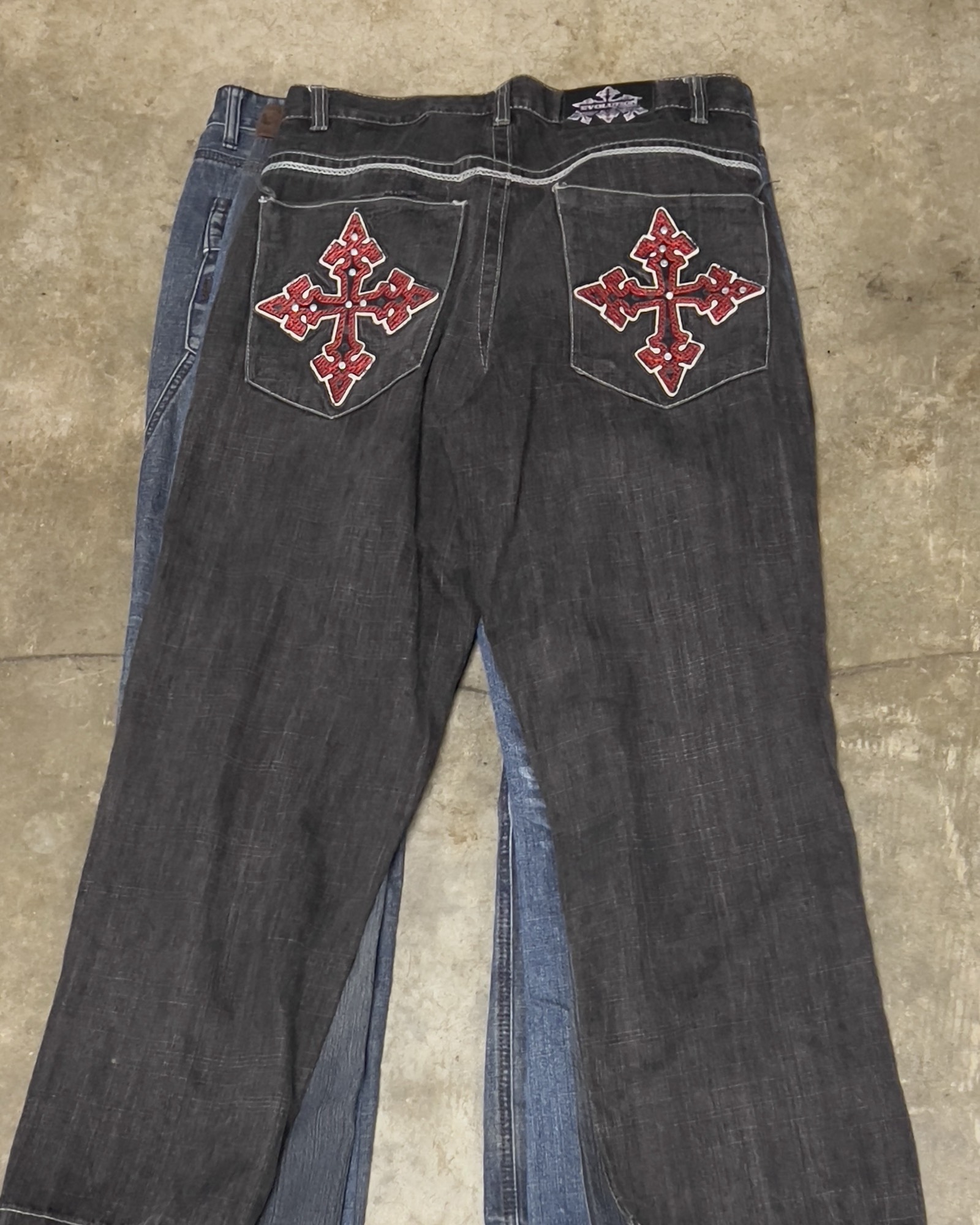 4pc embroidery early 2000s denim