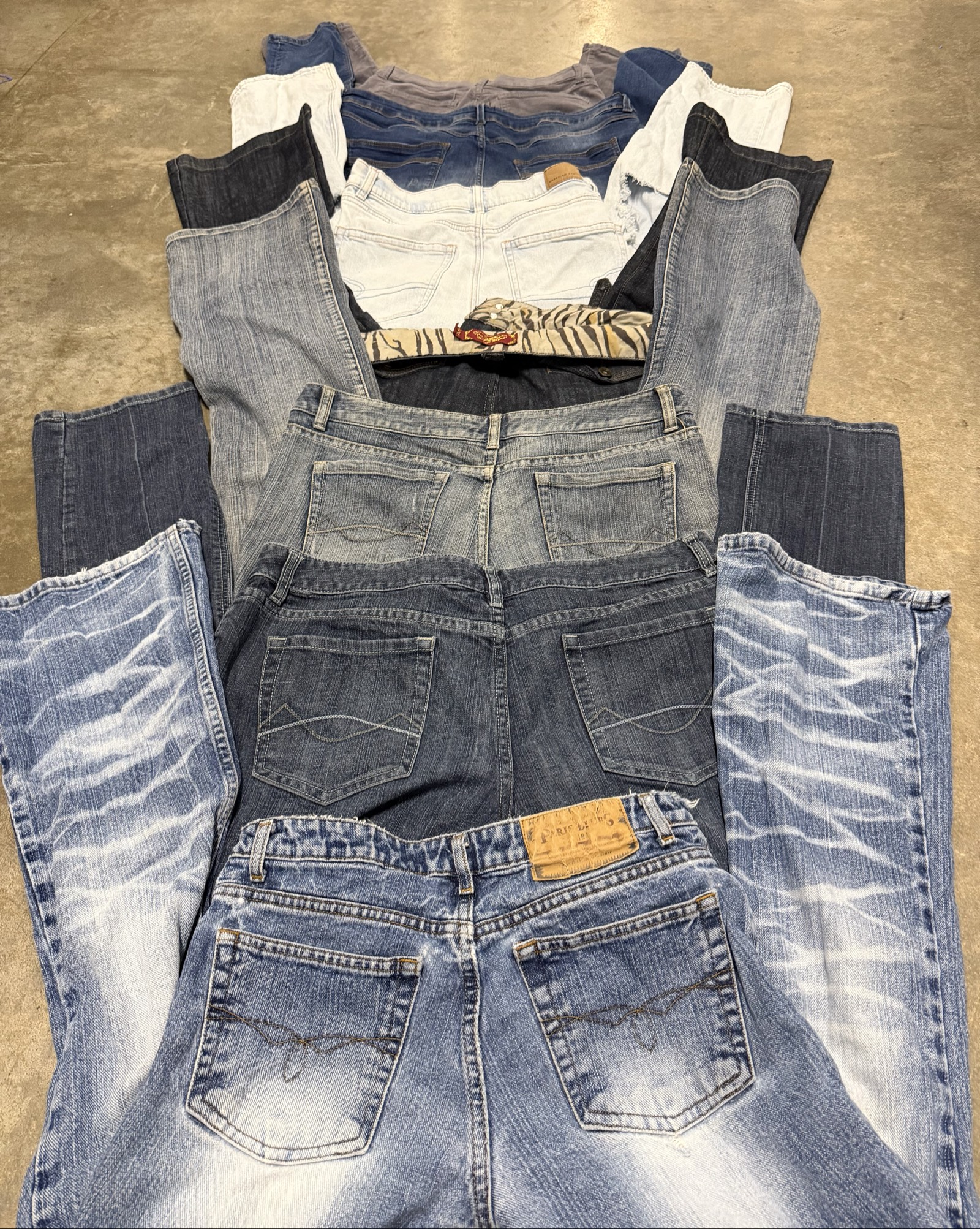 Women's embroidery denim mix