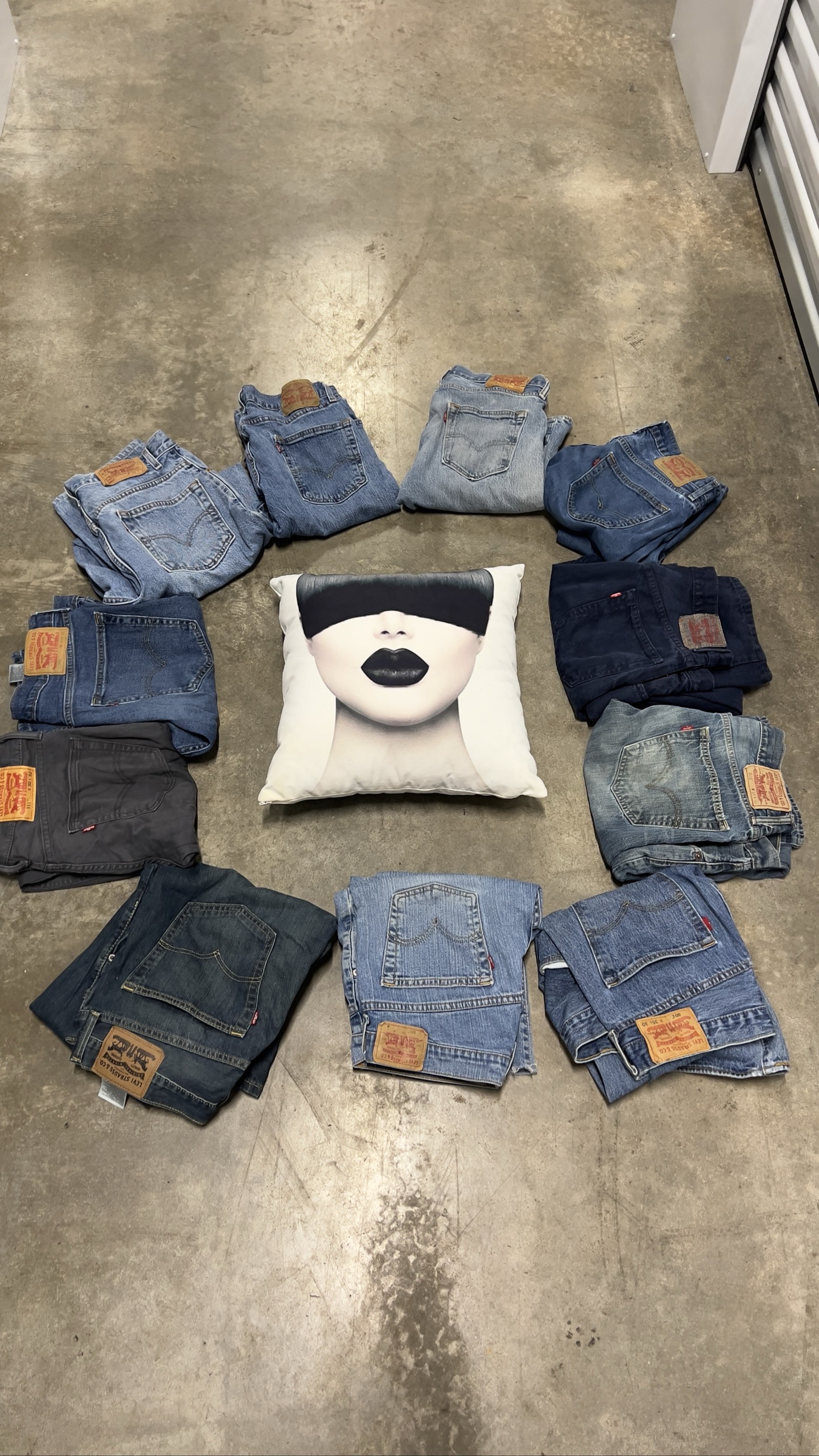 LEVI LOT 11pc