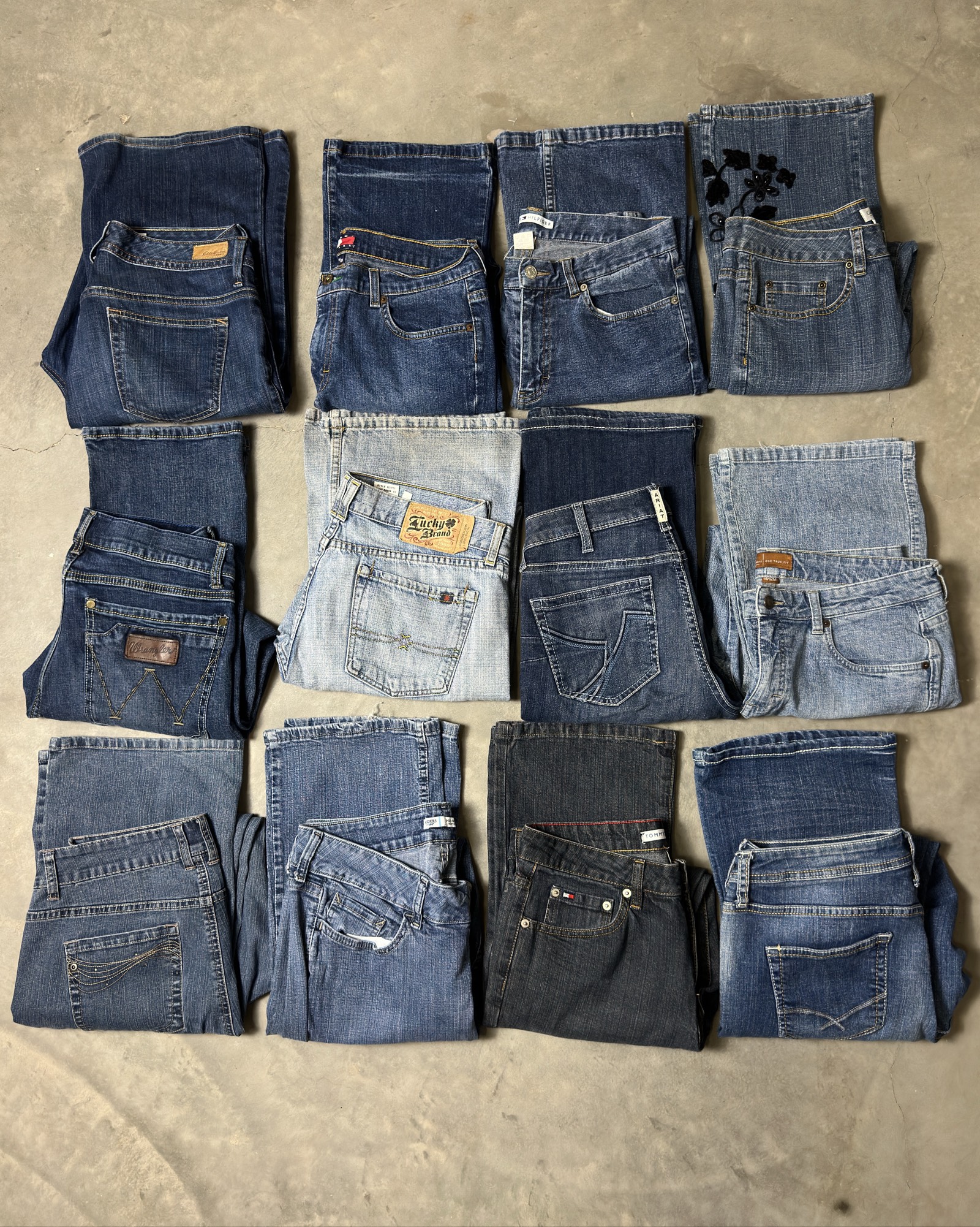 Vintage & Y2K Bootcut Women’s Jeans